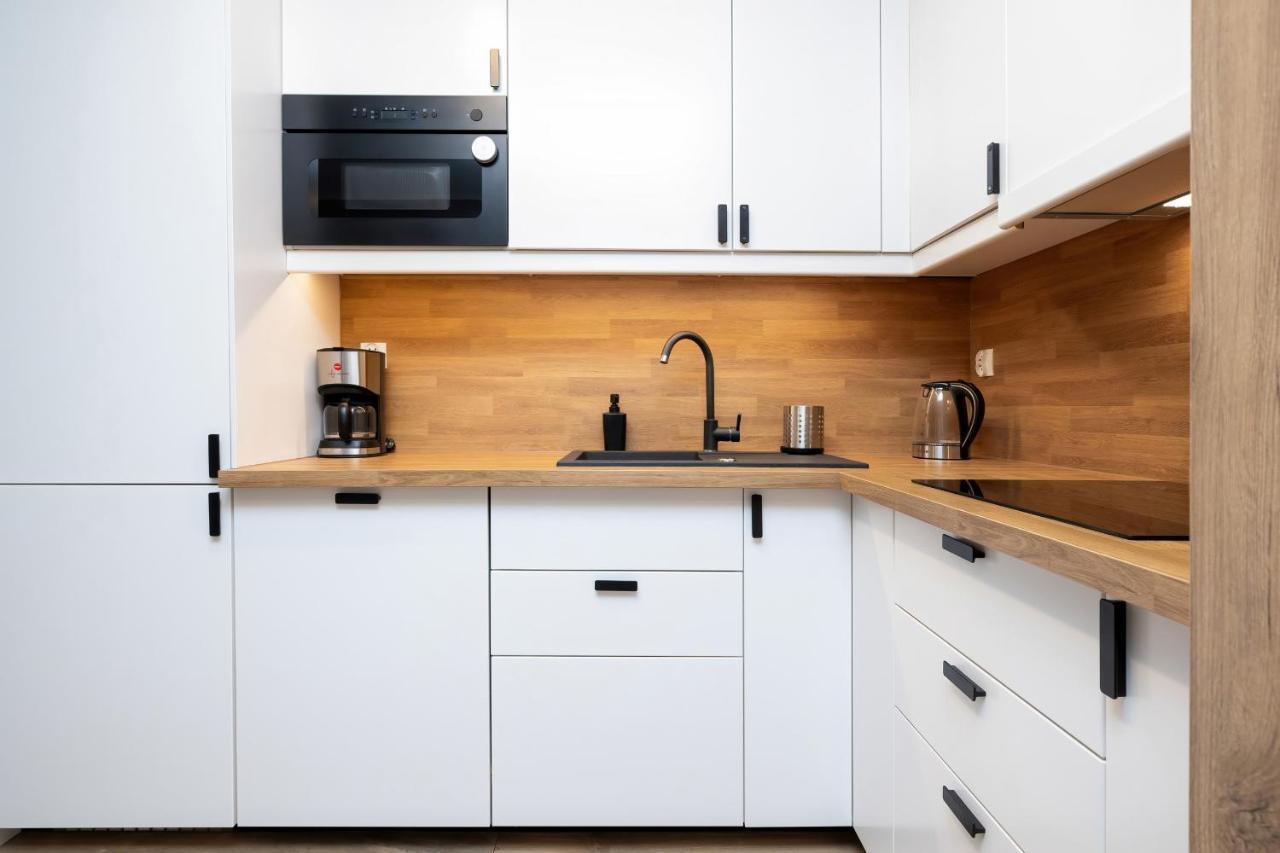 Apartamenty Platany Z Parkingiem By Noclegi Renters 科沃布热格 外观 照片