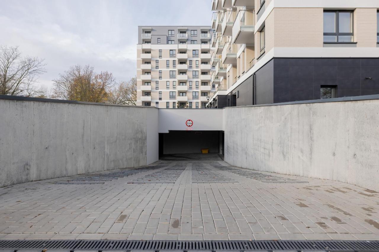 Apartamenty Platany Z Parkingiem By Noclegi Renters 科沃布热格 外观 照片