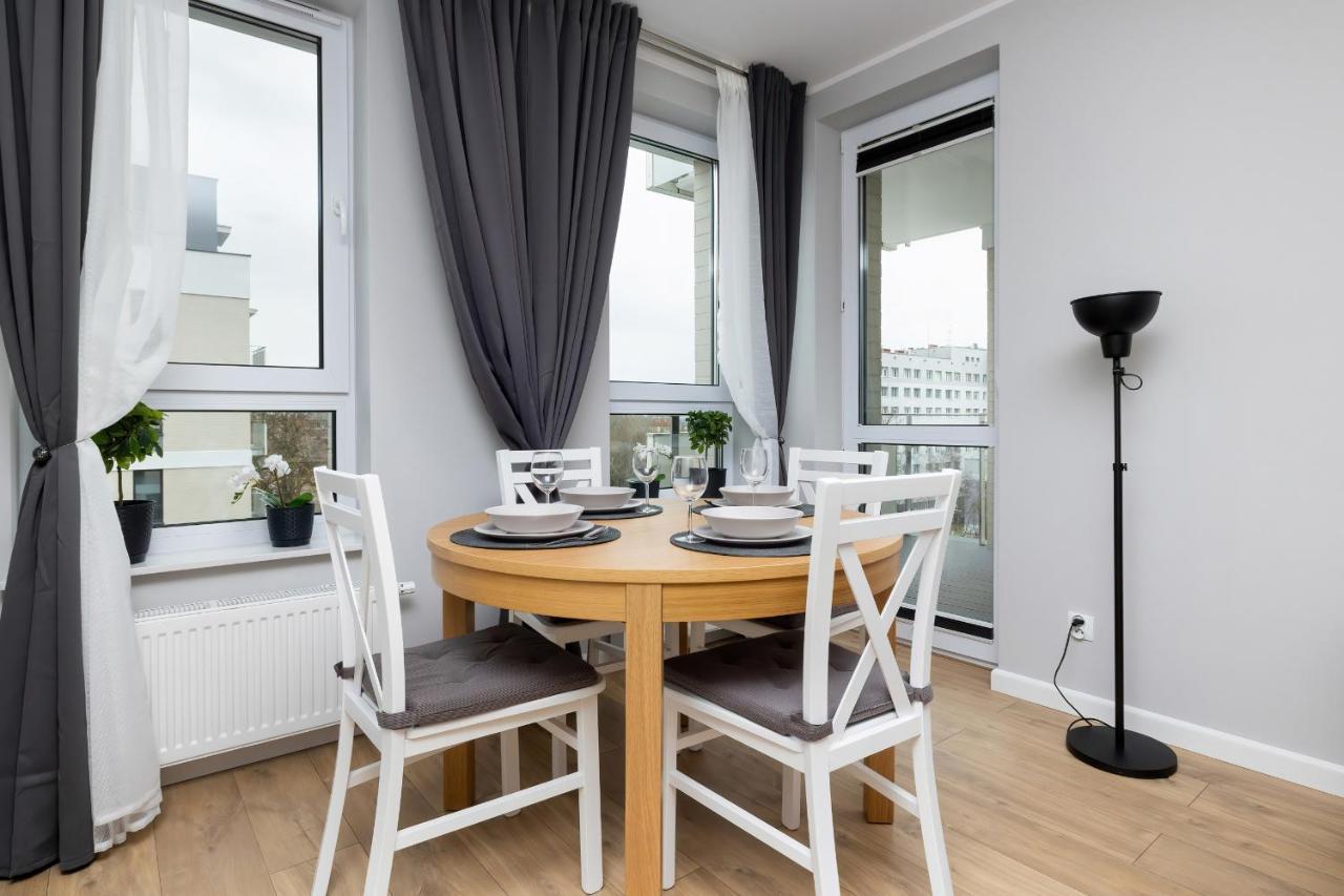 Apartamenty Platany Z Parkingiem By Noclegi Renters 科沃布热格 外观 照片