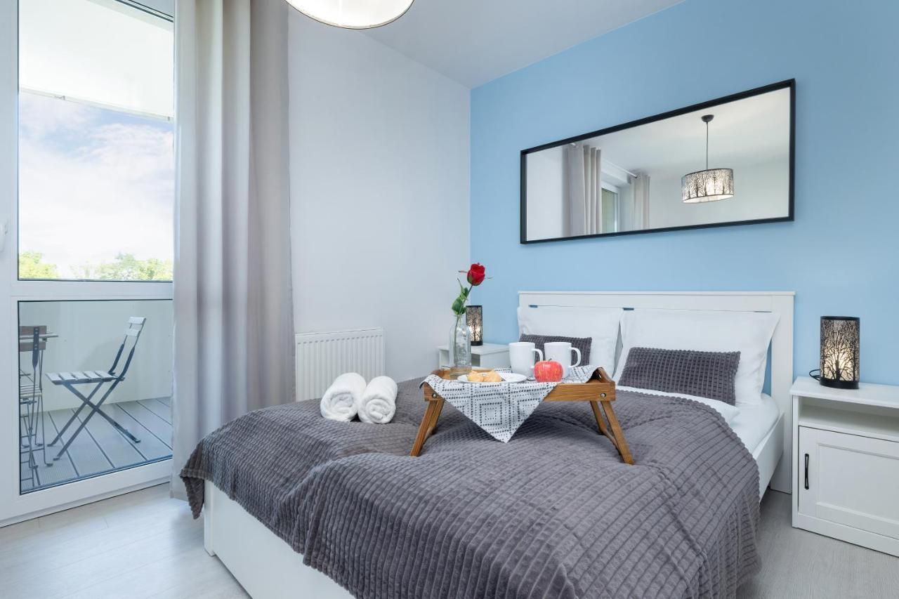 Apartamenty Platany Z Parkingiem By Noclegi Renters 科沃布热格 外观 照片
