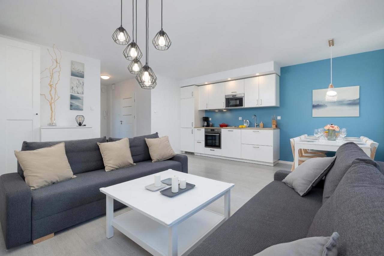 Apartamenty Platany Z Parkingiem By Noclegi Renters 科沃布热格 外观 照片