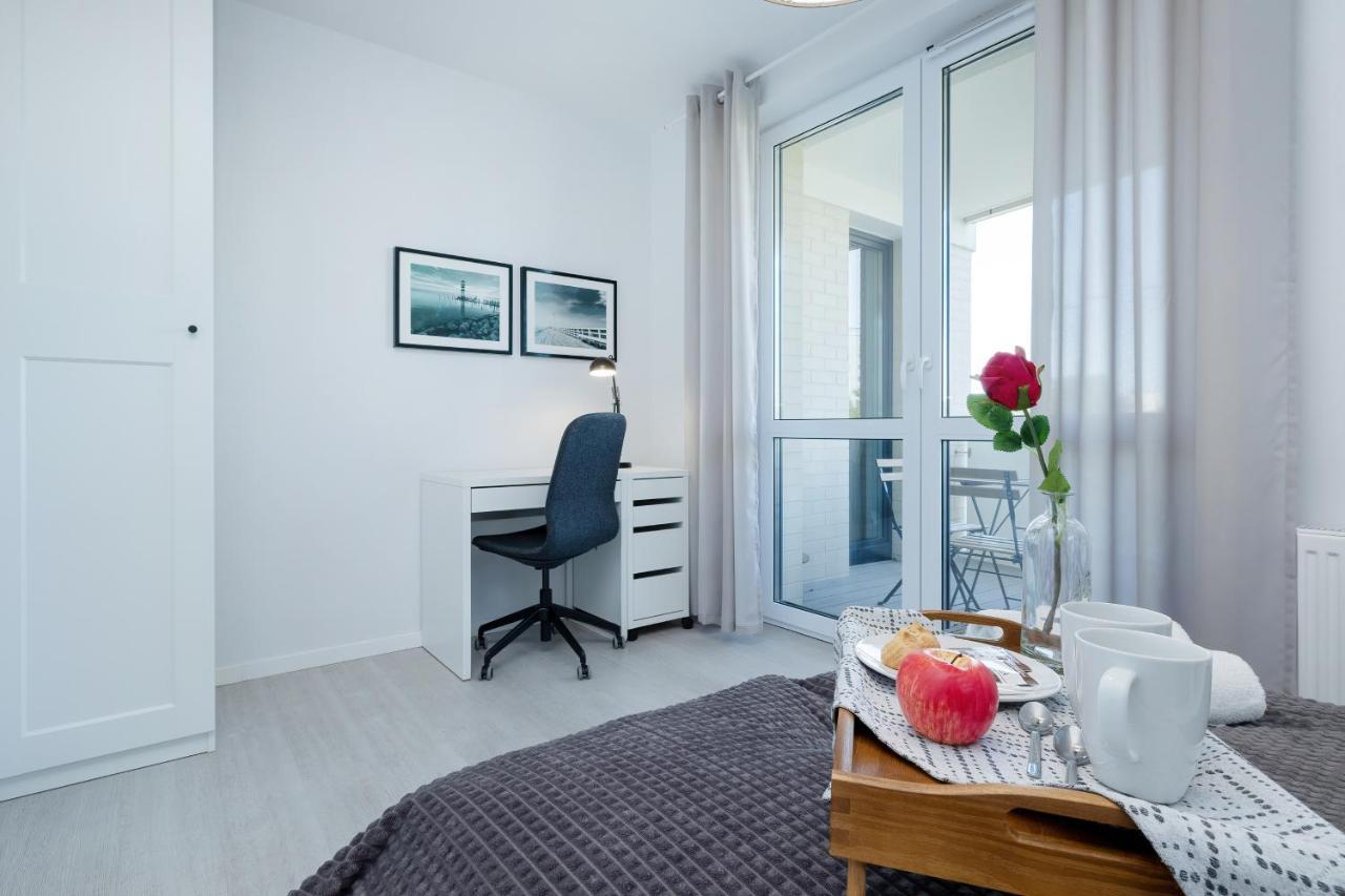 Apartamenty Platany Z Parkingiem By Noclegi Renters 科沃布热格 外观 照片