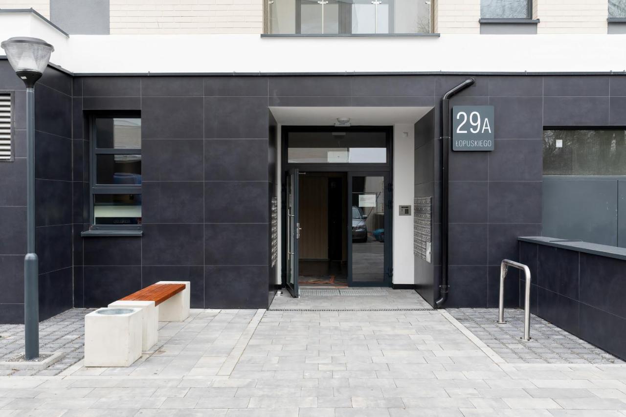 Apartamenty Platany Z Parkingiem By Noclegi Renters 科沃布热格 外观 照片
